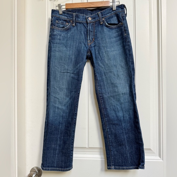 Citizens Of Humanity Denim - Citizens of Humanity Kelly #68 Low Waist Cropped Stretch Jeans. 28 x 23”